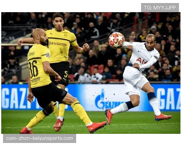 布伦特福德定位球战术显威力 主场逼平枪手展现战术执行力